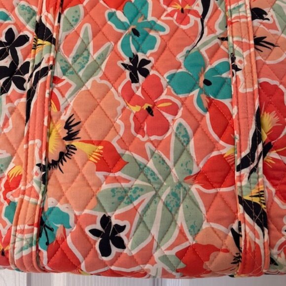 VERA BRADLEY | Rainforest Lily Coral Pattern Tote-Like NEW! - Picture 6 of 16